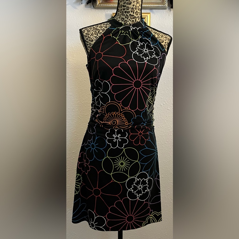 Cute Trendy Ideology Brand dress.